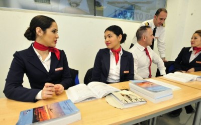 CURSO GRATIS AUXILIAR DE VUELO